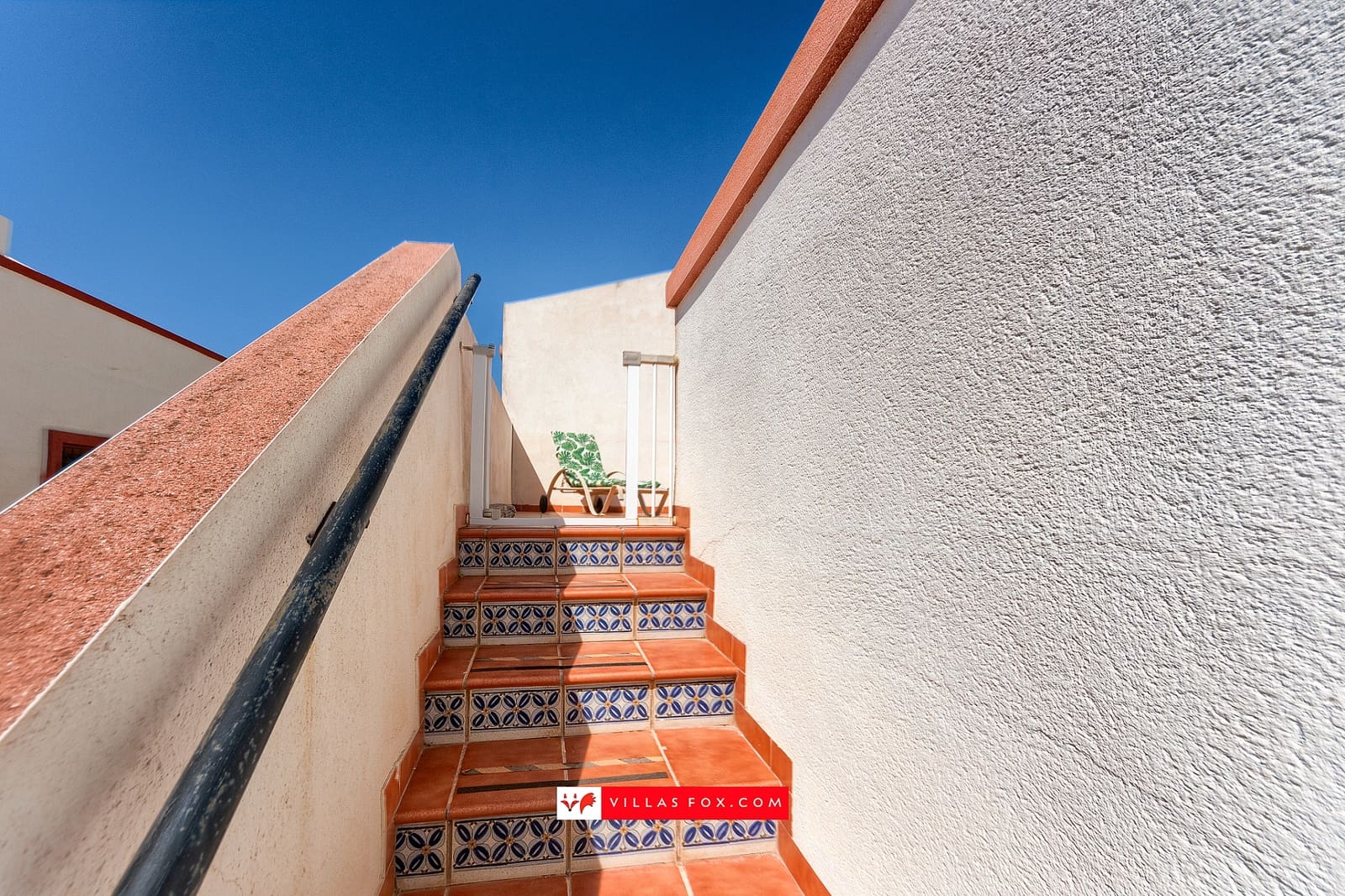 2 slaapkamer Halfvrijstaande villa te koop in San Miguel de Salinas met zwembad - € 190.000 (Ref: 9736187)