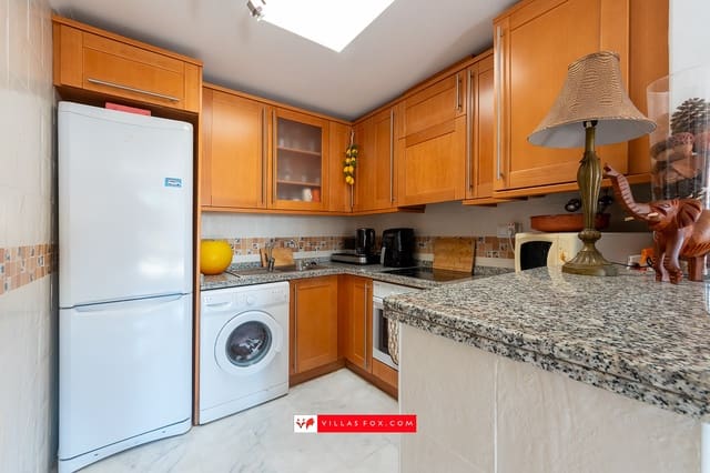 2 bedroom Semi-detached Villa for sale in San Miguel de Salinas with pool - € 182,500 (Ref: 9736187)