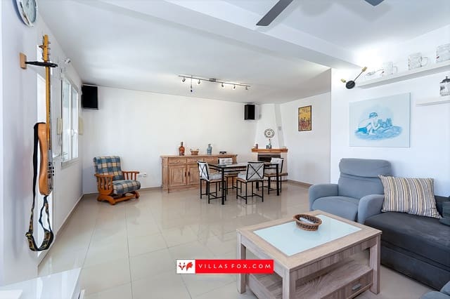 3 slaapkamer Huis te koop in San Miguel de Salinas met garage - € 215.000 (Ref: 9758090)