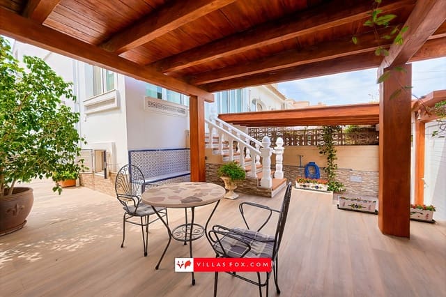 3 slaapkamer Huis te koop in San Miguel de Salinas met garage - € 215.000 (Ref: 9758090)