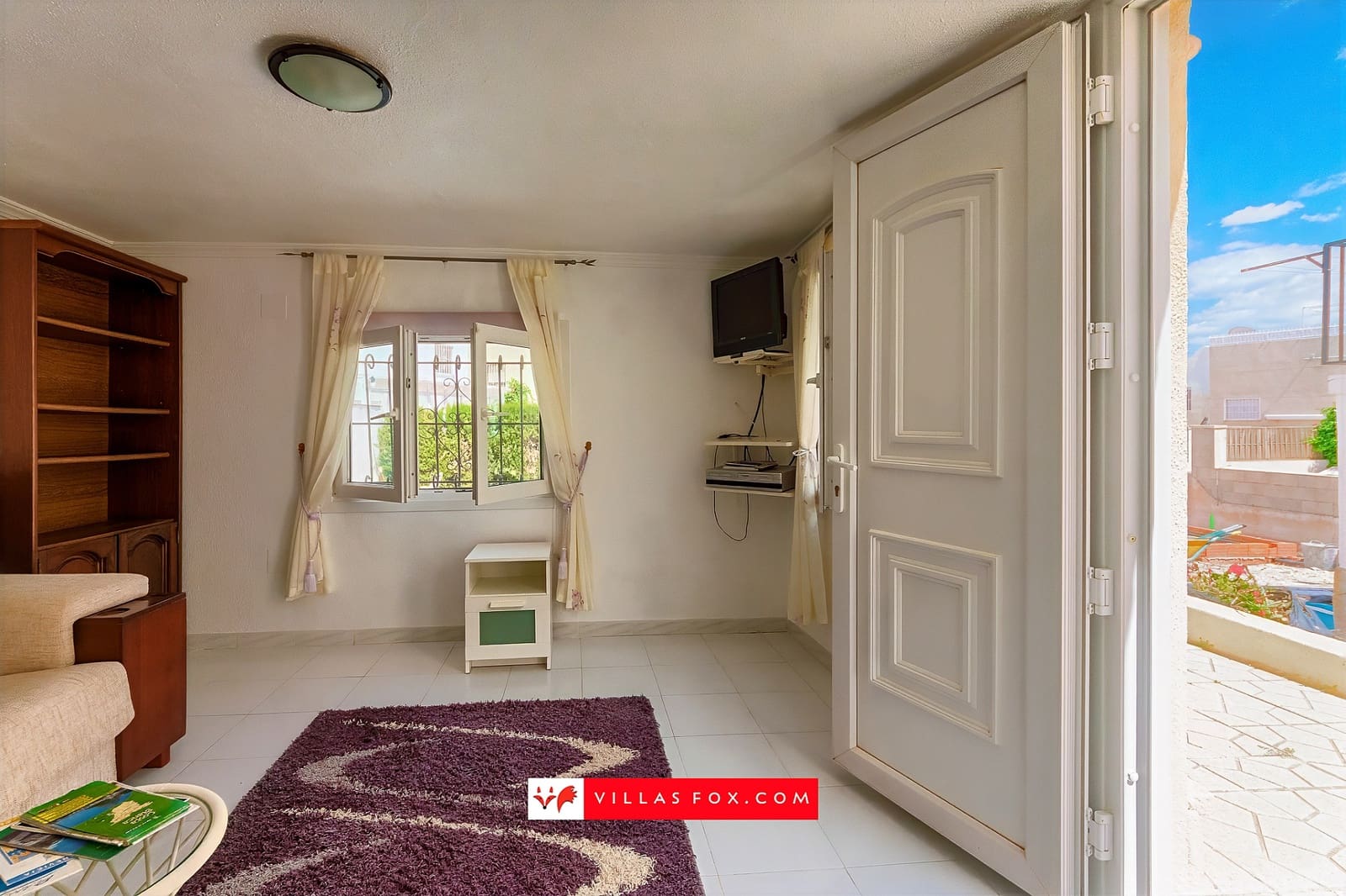 2 soveværelse Semi-Rækkehus til salg i San Miguel de Salinas med swimmingpool - € 159.000 (Ref: 9780005)