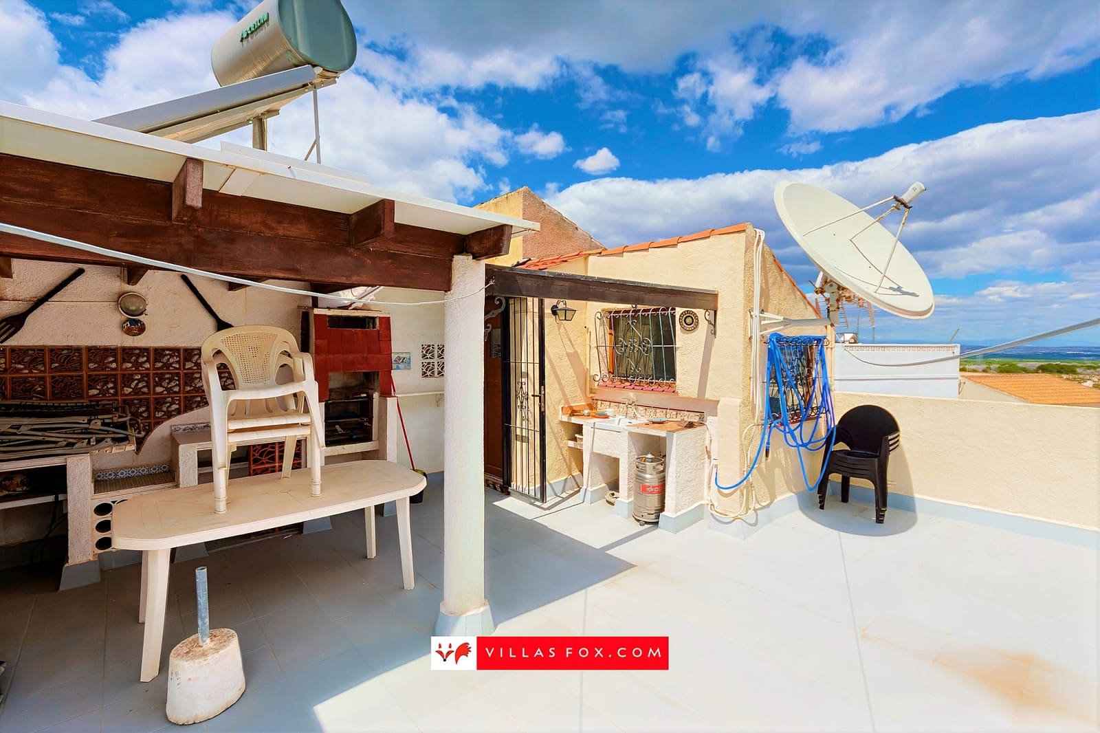 2 soveværelse Semi-Rækkehus til salg i San Miguel de Salinas med swimmingpool - € 159.000 (Ref: 9780005)