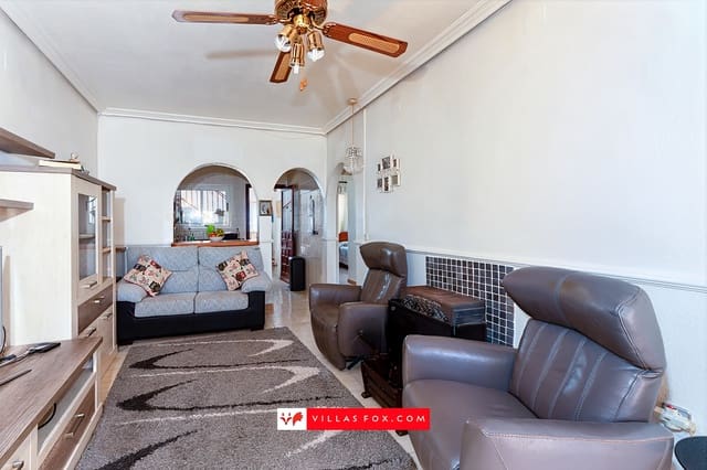 2 sovrum Semi-fristående Villa till salu i San Miguel de Salinas med pool - 159 000 € (Ref: 9780005)