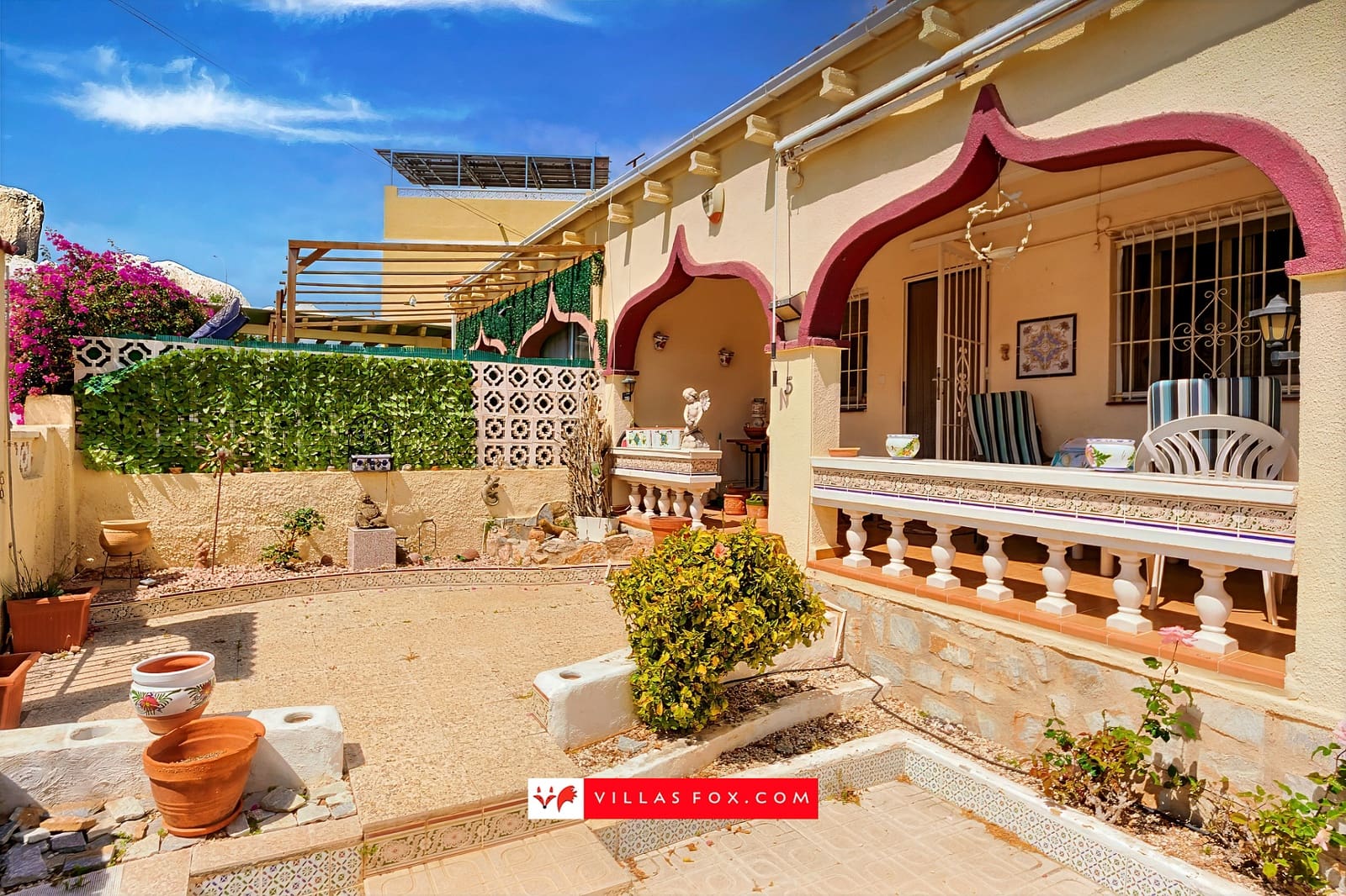 2 soveværelse Semi-Rækkehus til salg i San Miguel de Salinas med swimmingpool - € 159.000 (Ref: 9780005)