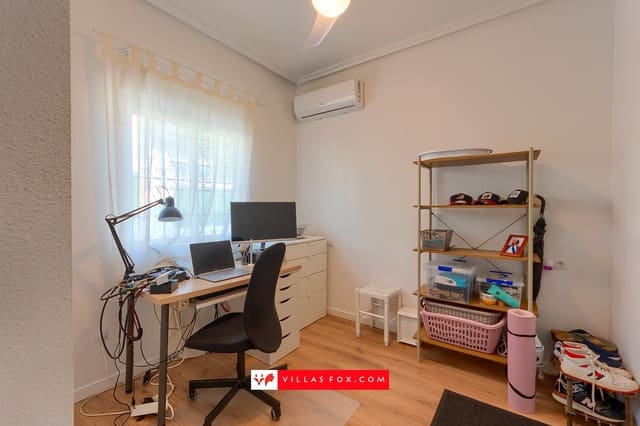 3 soverom Villa til salgs i San Miguel de Salinas med svømmebasseng garasje - € 349 000 (Ref: 9814102)