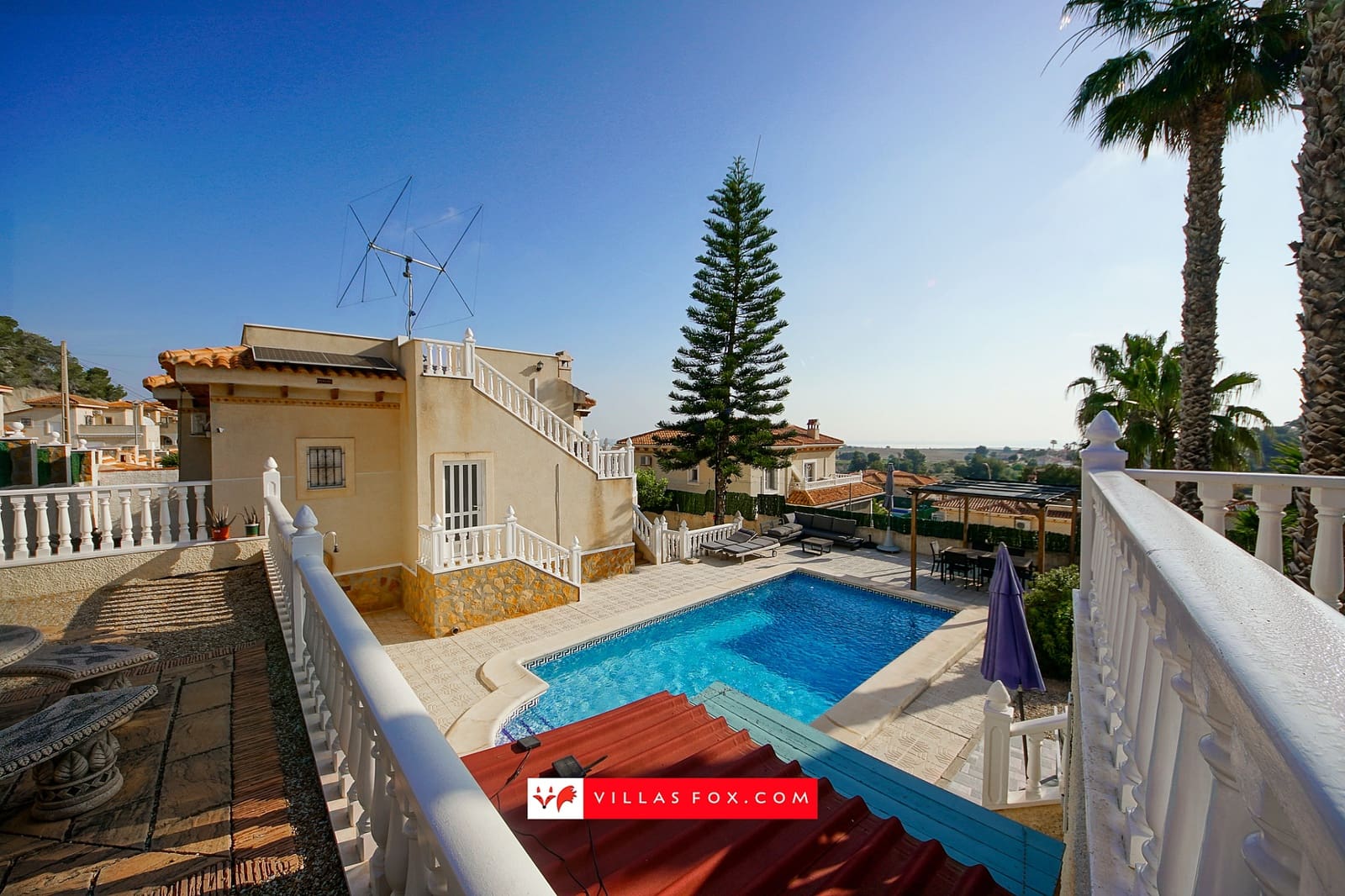 3 soverom Villa til salgs i San Miguel de Salinas med svømmebasseng garasje - € 349 000 (Ref: 9814102)