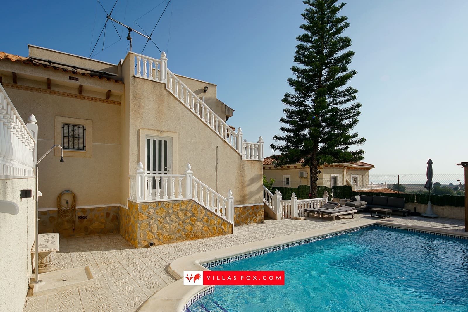 3 soverom Villa til salgs i San Miguel de Salinas med svømmebasseng garasje - € 349 000 (Ref: 9814102)