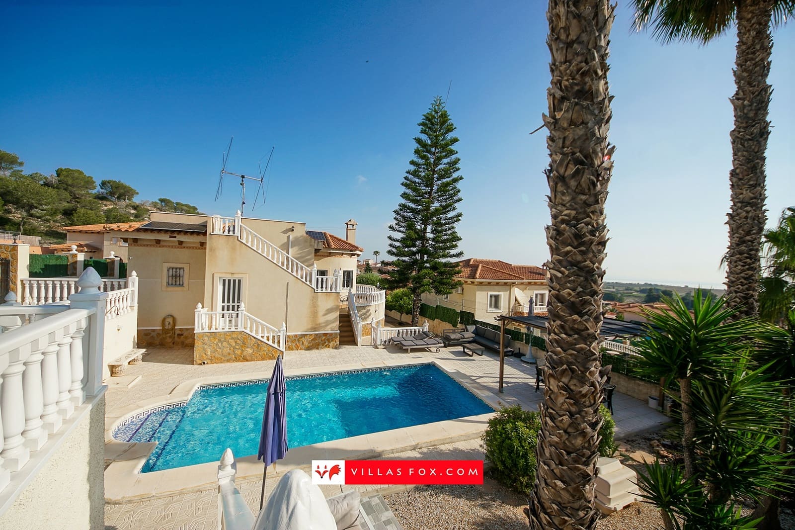 3 soverom Villa til salgs i San Miguel de Salinas med svømmebasseng garasje - € 349 000 (Ref: 9814102)