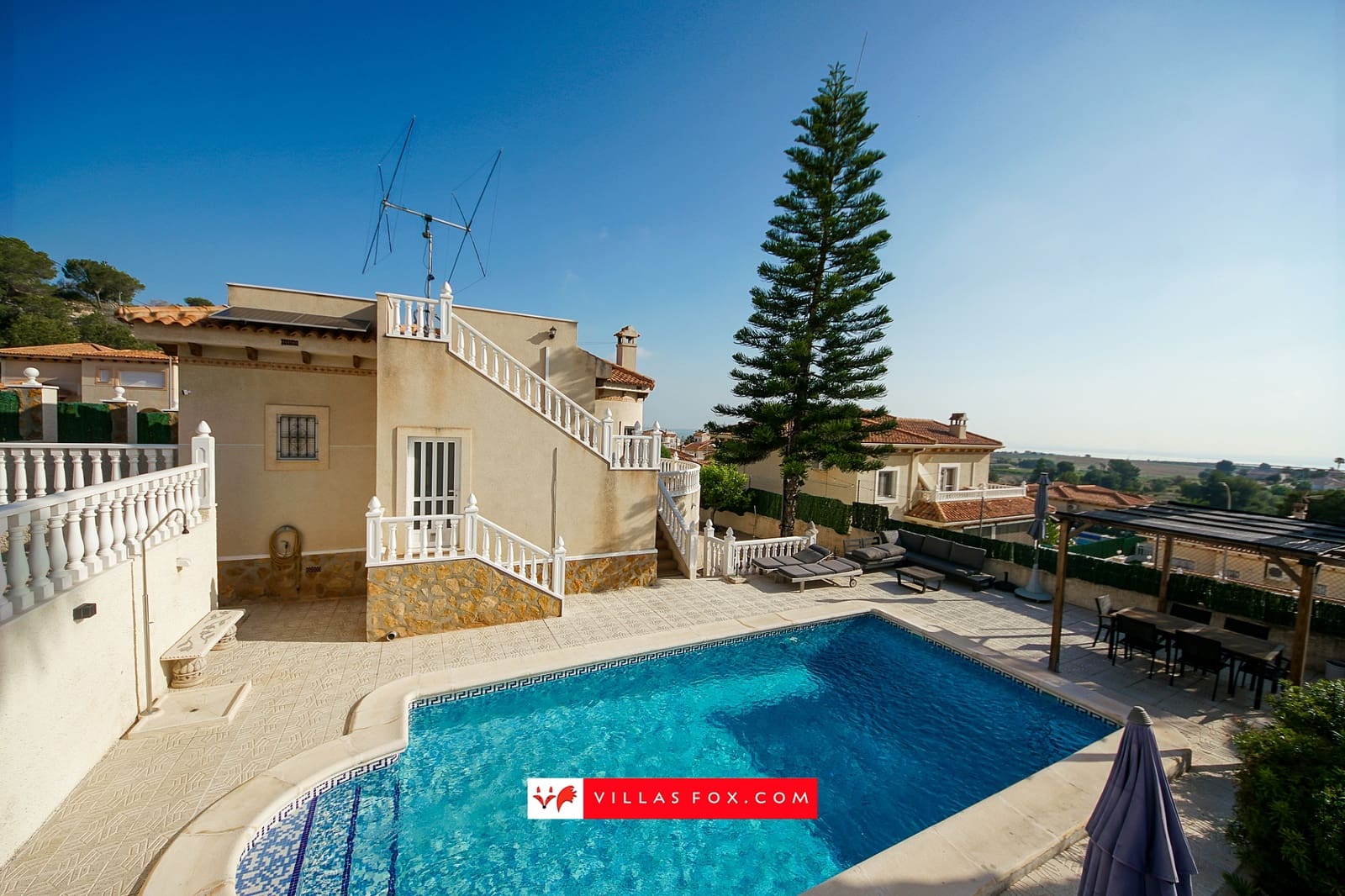 3 soverom Villa til salgs i San Miguel de Salinas med svømmebasseng garasje - € 349 000 (Ref: 9814102)