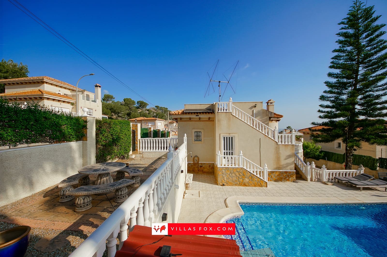 3 soverom Villa til salgs i San Miguel de Salinas med svømmebasseng garasje - € 349 000 (Ref: 9814102)