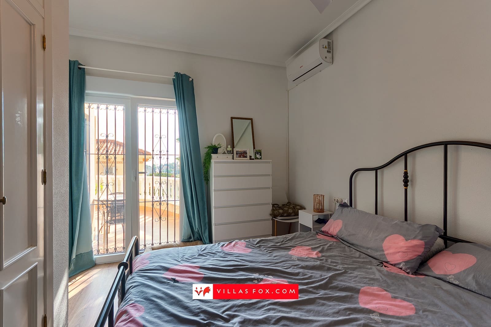 3 soverom Villa til salgs i San Miguel de Salinas med svømmebasseng garasje - € 349 000 (Ref: 9814102)