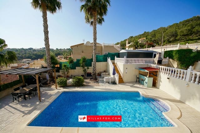 3 soverom Villa til salgs i San Miguel de Salinas med svømmebasseng garasje - € 349 000 (Ref: 9814102)
