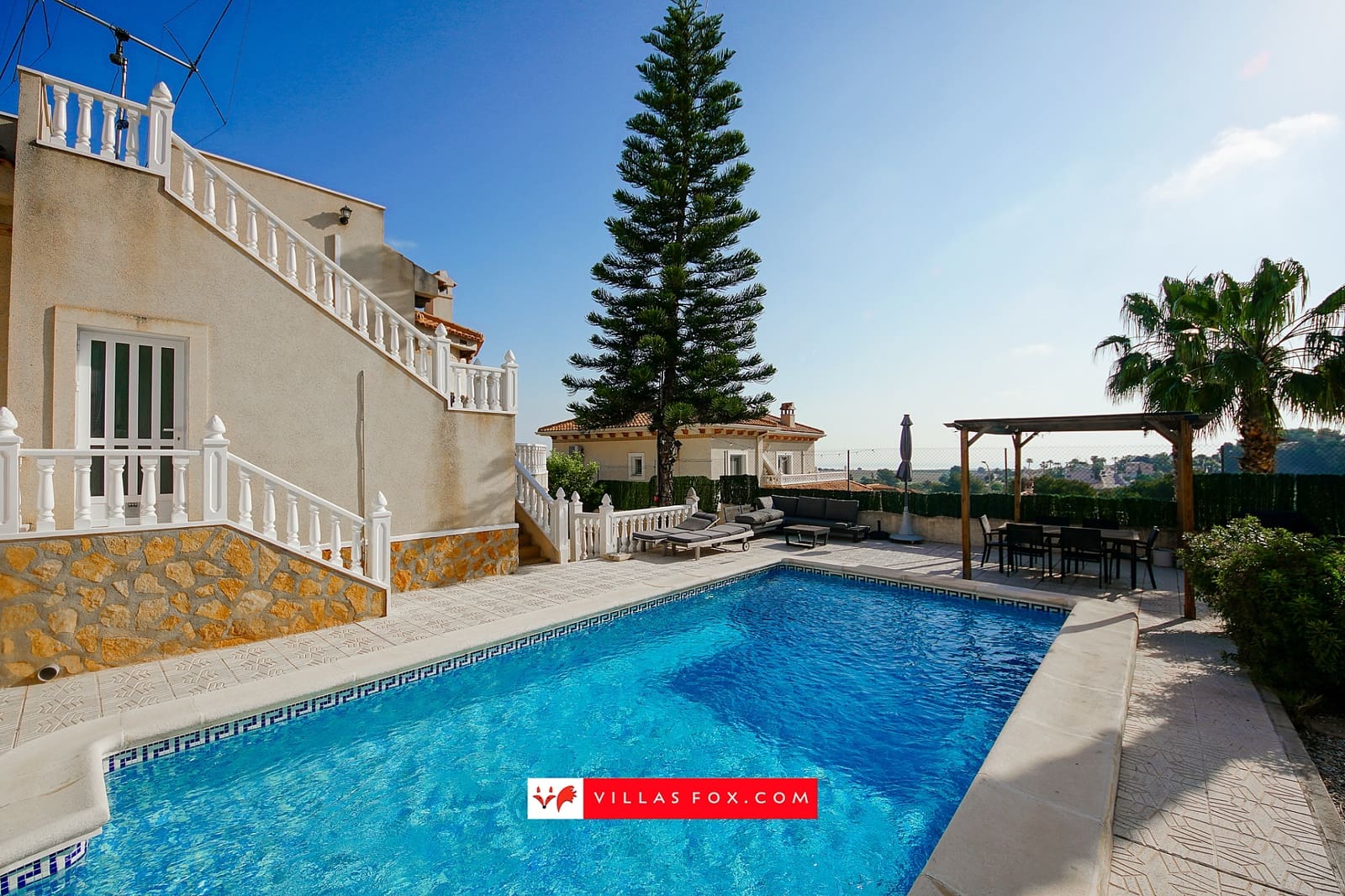 3 soverom Villa til salgs i San Miguel de Salinas med svømmebasseng garasje - € 349 000 (Ref: 9814102)