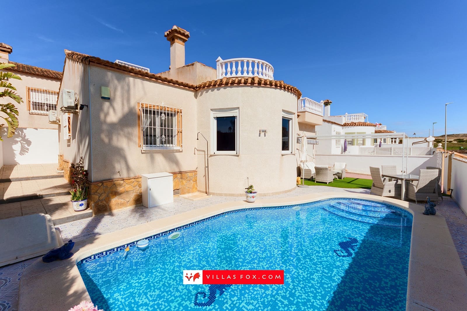 3 slaapkamer Villa te koop in San Miguel de Salinas met zwembad garage - € 285.000 (Ref: 9823927)