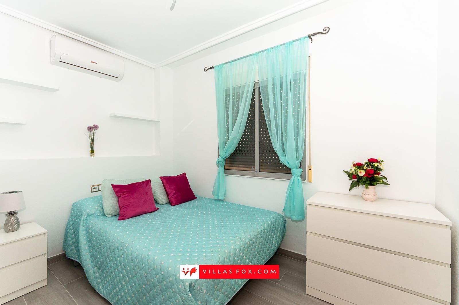 3 slaapkamer Villa te koop in San Miguel de Salinas met zwembad garage - € 285.000 (Ref: 9823927)