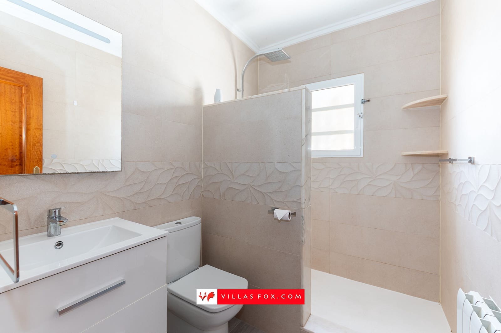 3 slaapkamer Villa te koop in San Miguel de Salinas met zwembad garage - € 285.000 (Ref: 9823927)