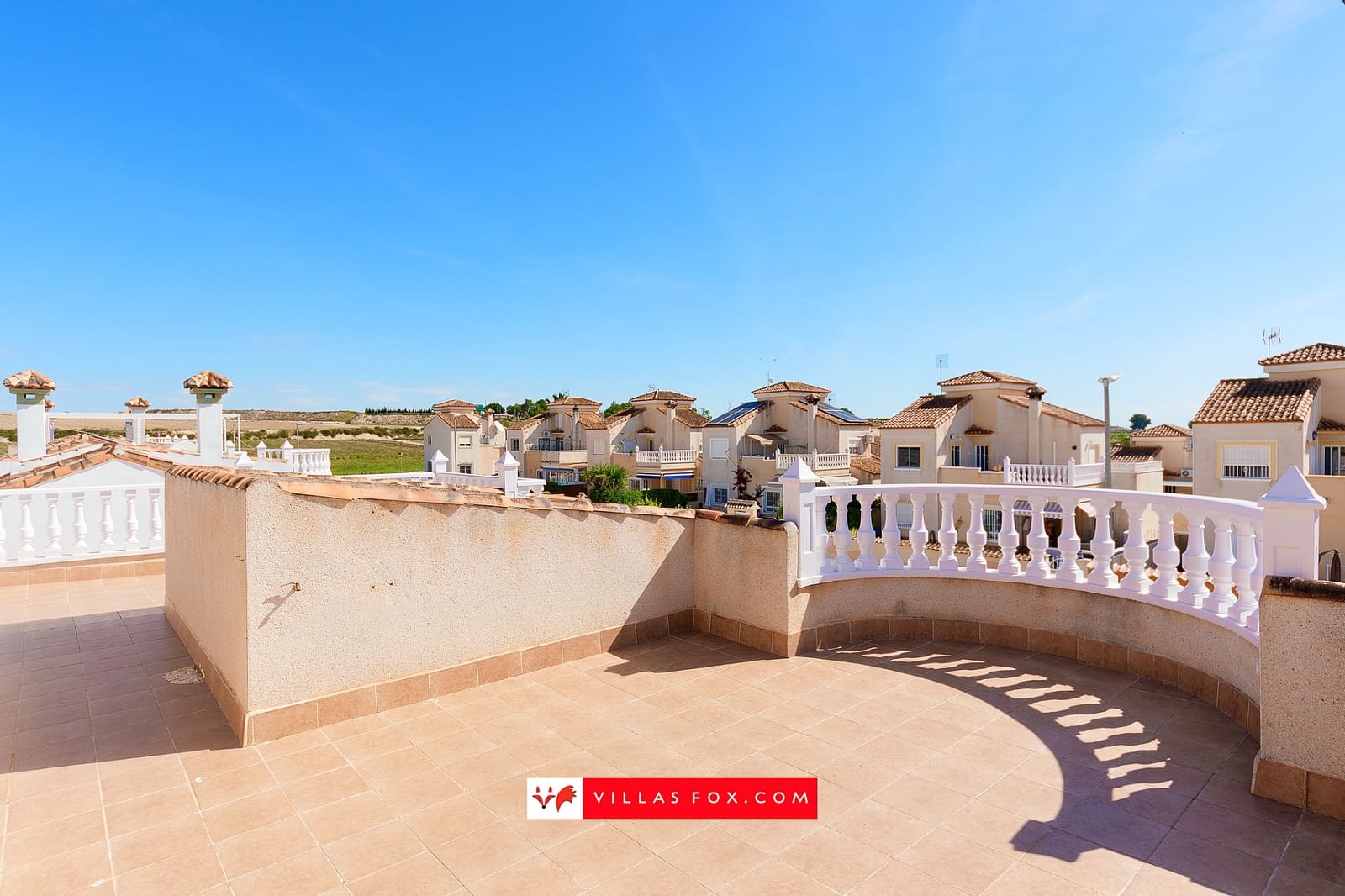 3 slaapkamer Villa te koop in San Miguel de Salinas met zwembad garage - € 285.000 (Ref: 9823927)