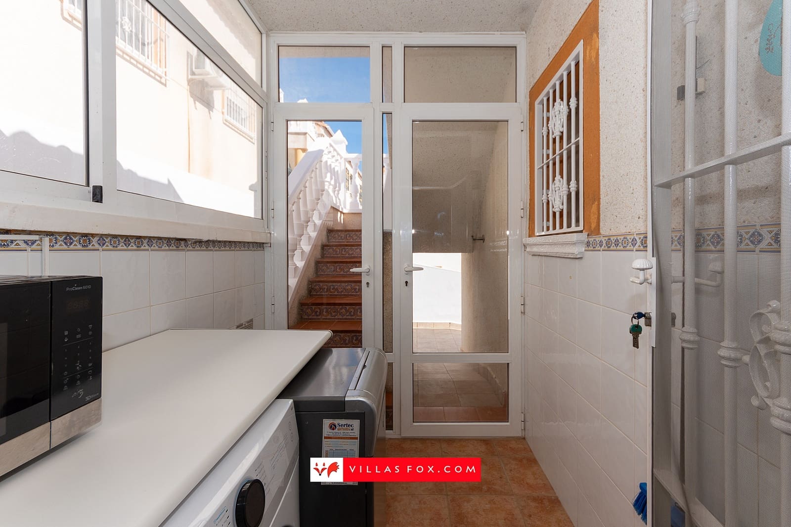 3 slaapkamer Villa te koop in San Miguel de Salinas met zwembad garage - € 285.000 (Ref: 9823927)
