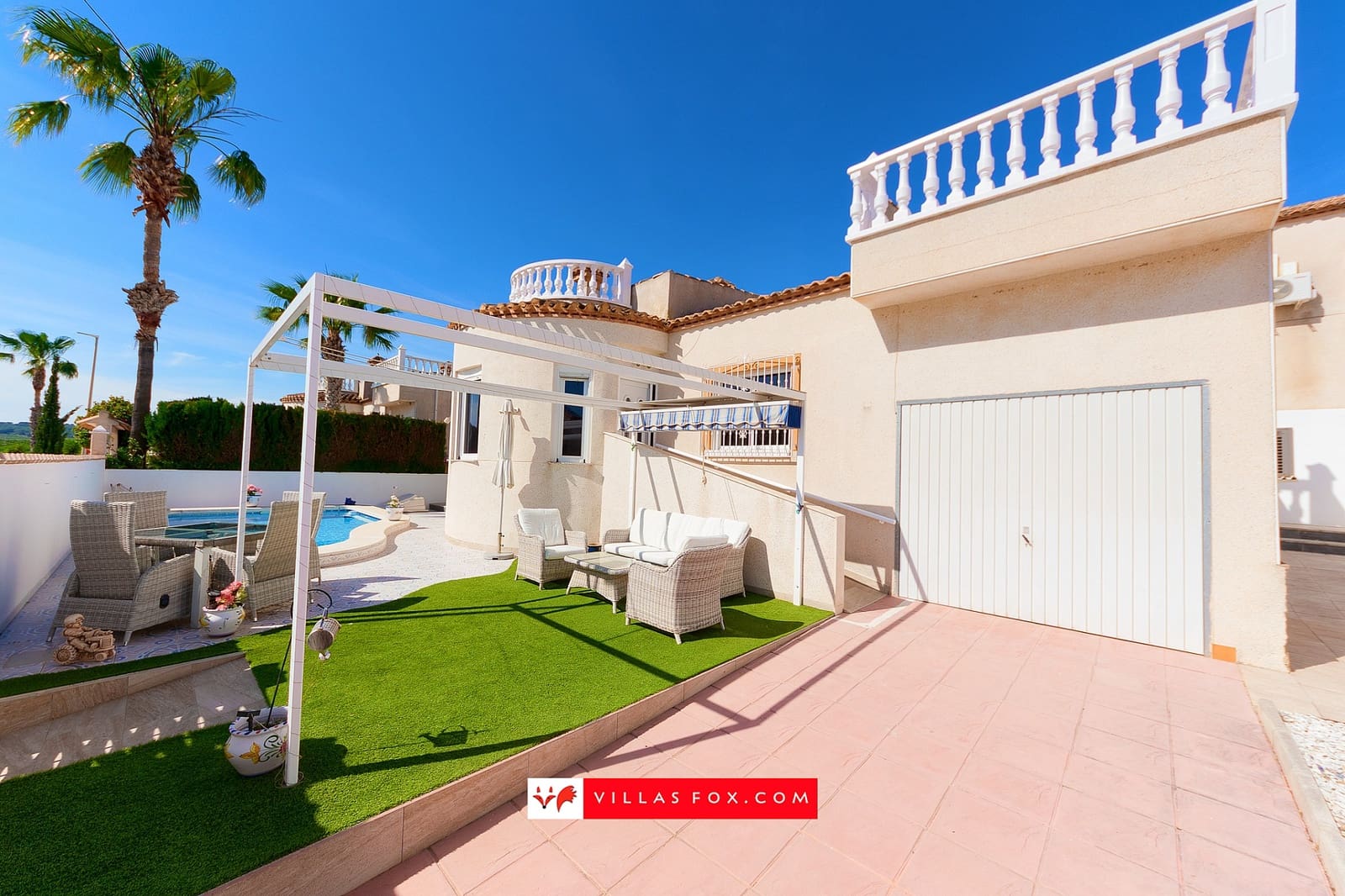 3 slaapkamer Villa te koop in San Miguel de Salinas met zwembad garage - € 285.000 (Ref: 9823927)