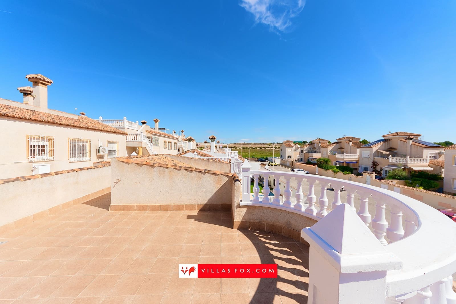 3 slaapkamer Villa te koop in San Miguel de Salinas met zwembad garage - € 285.000 (Ref: 9823927)