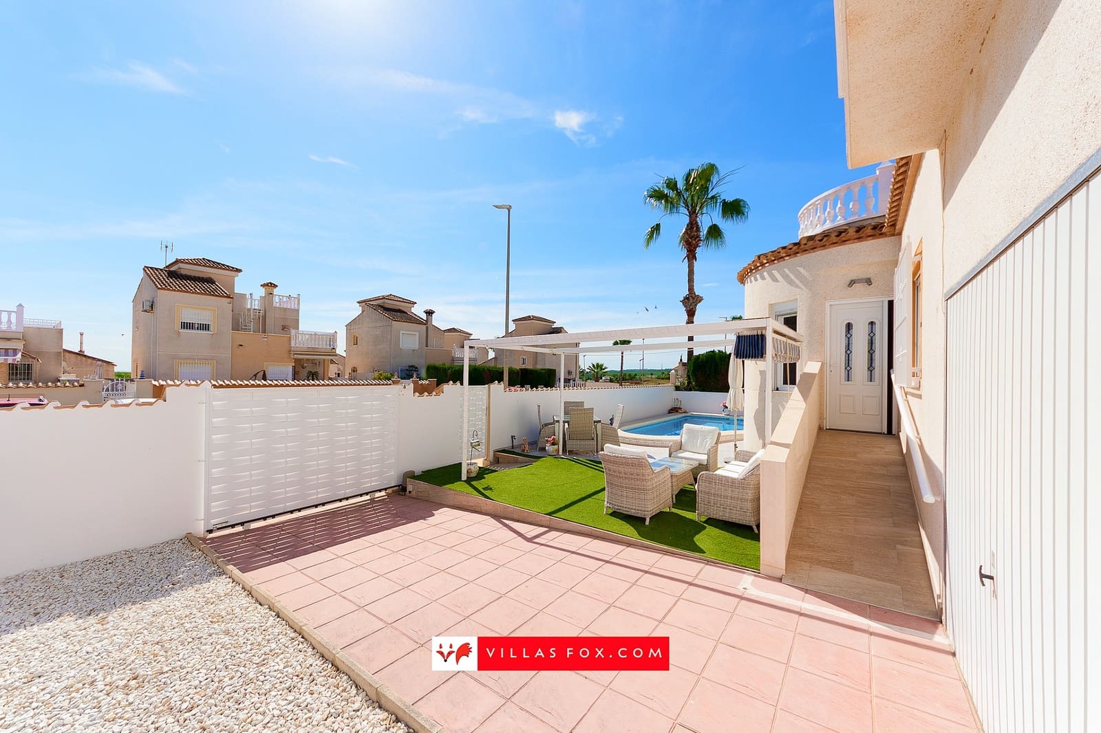 3 slaapkamer Villa te koop in San Miguel de Salinas met zwembad garage - € 285.000 (Ref: 9823927)