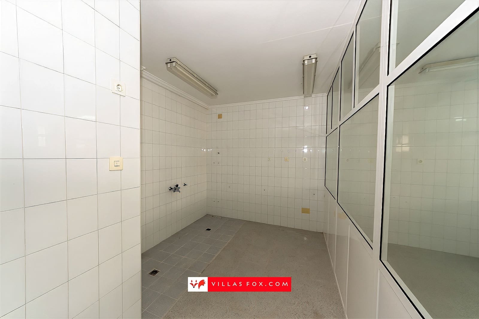 Commercieel te koop in San Miguel de Salinas - € 285.000 (Ref: 9836780)