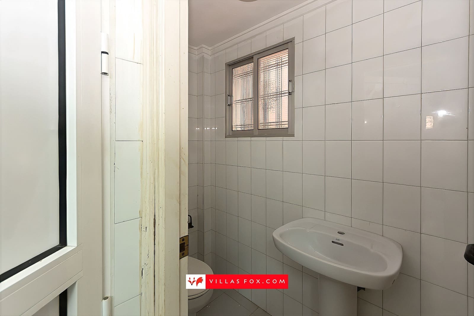 Commercieel te koop in San Miguel de Salinas - € 285.000 (Ref: 9836780)
