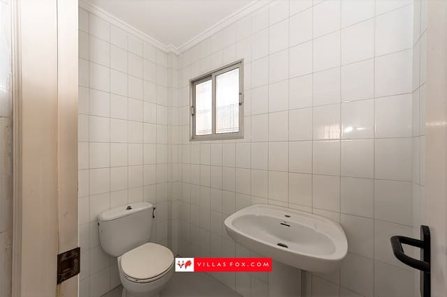 Commercieel te koop in San Miguel de Salinas - € 285.000 (Ref: 9836780)