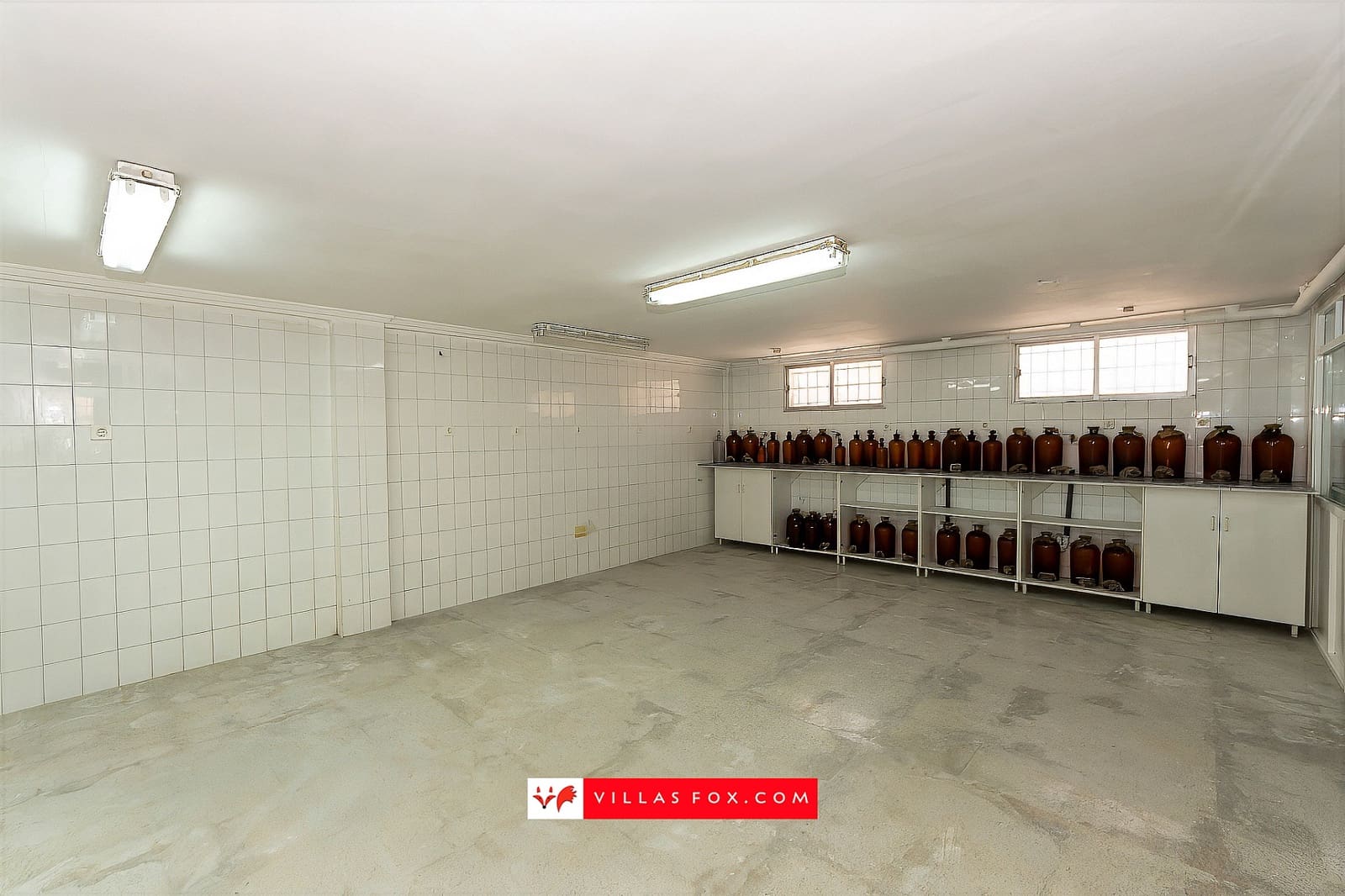 Commercieel te koop in San Miguel de Salinas - € 285.000 (Ref: 9836780)