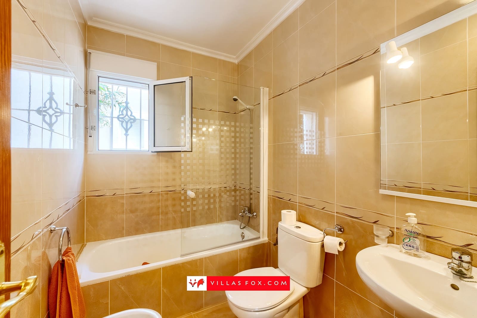 3 bedroom Villa for sale in San Miguel de Salinas with pool - € 275,000 (Ref: 9843985)