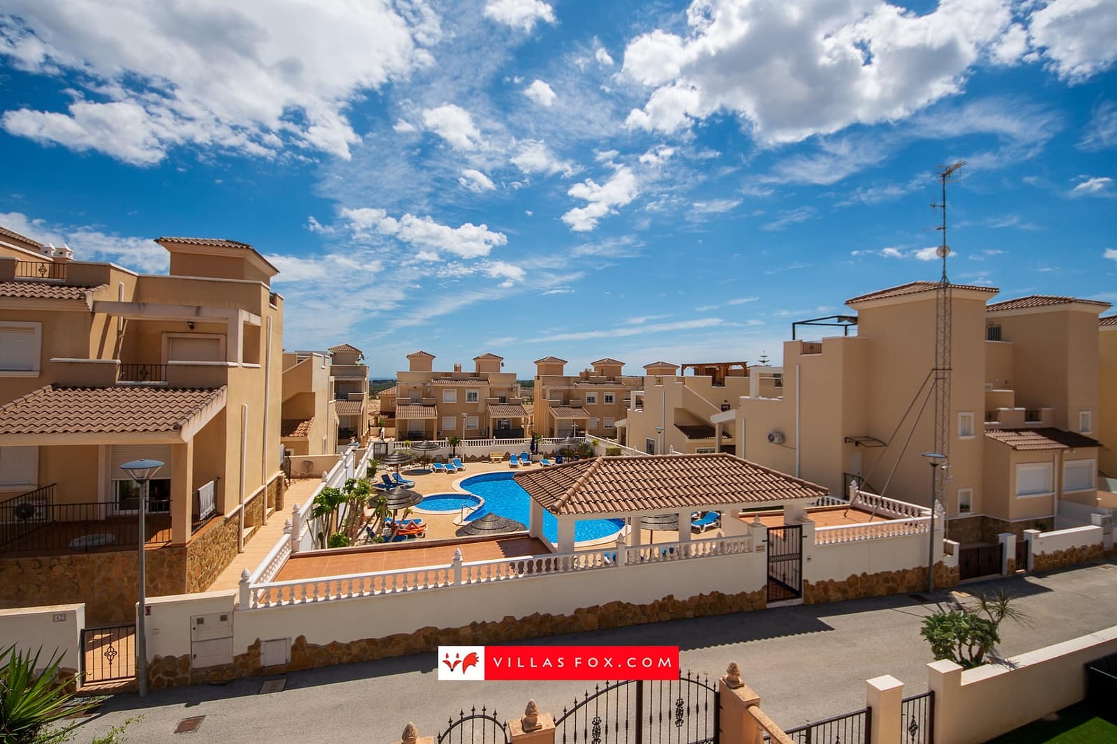 3 bedroom Villa for sale in San Miguel de Salinas with pool - € 275,000 (Ref: 9843985)