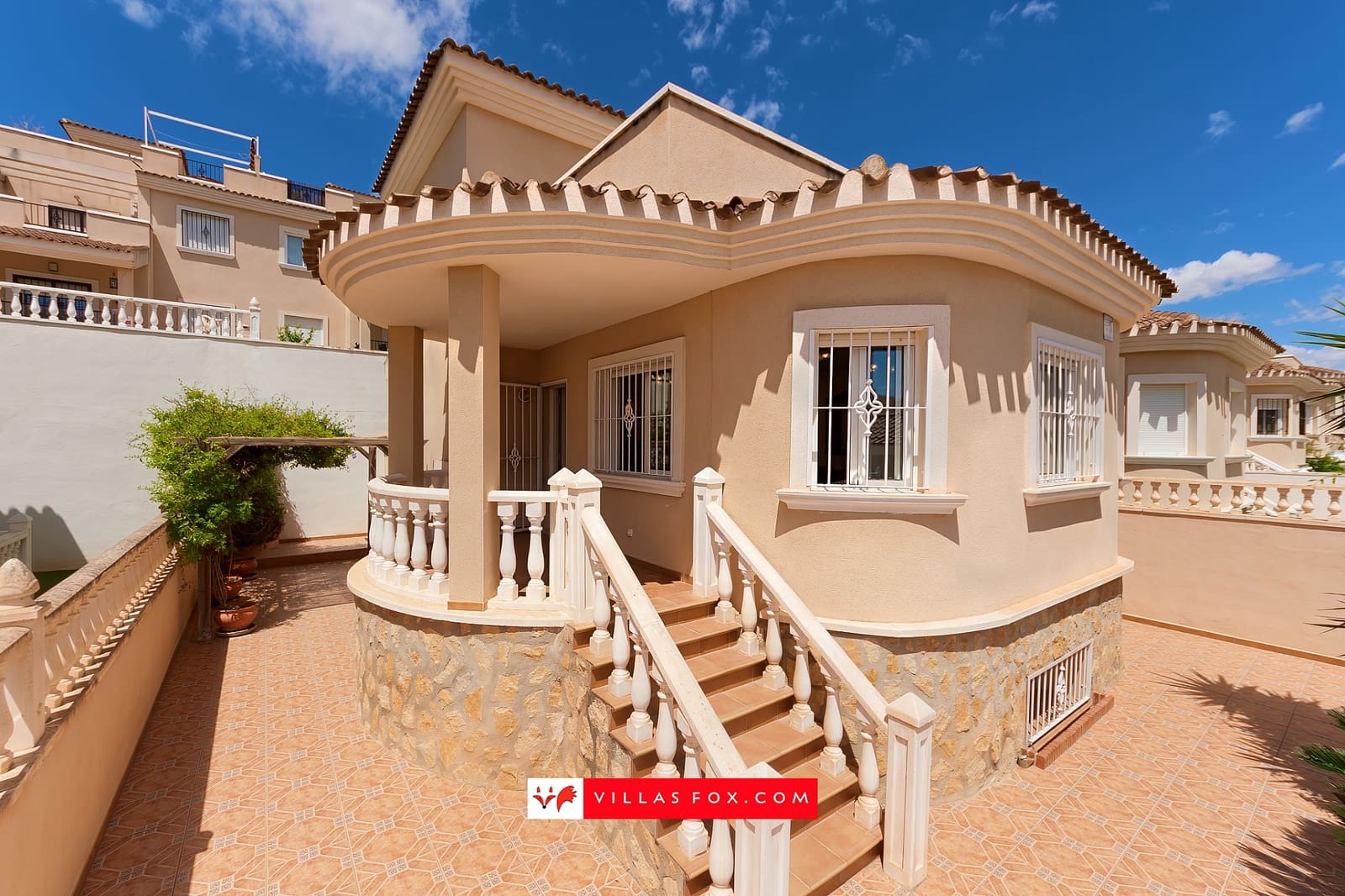 3 bedroom Villa for sale in San Miguel de Salinas with pool - € 275,000 (Ref: 9843985)