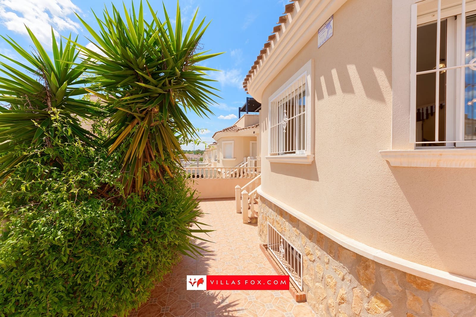 3 bedroom Villa for sale in San Miguel de Salinas with pool - € 275,000 (Ref: 9843985)
