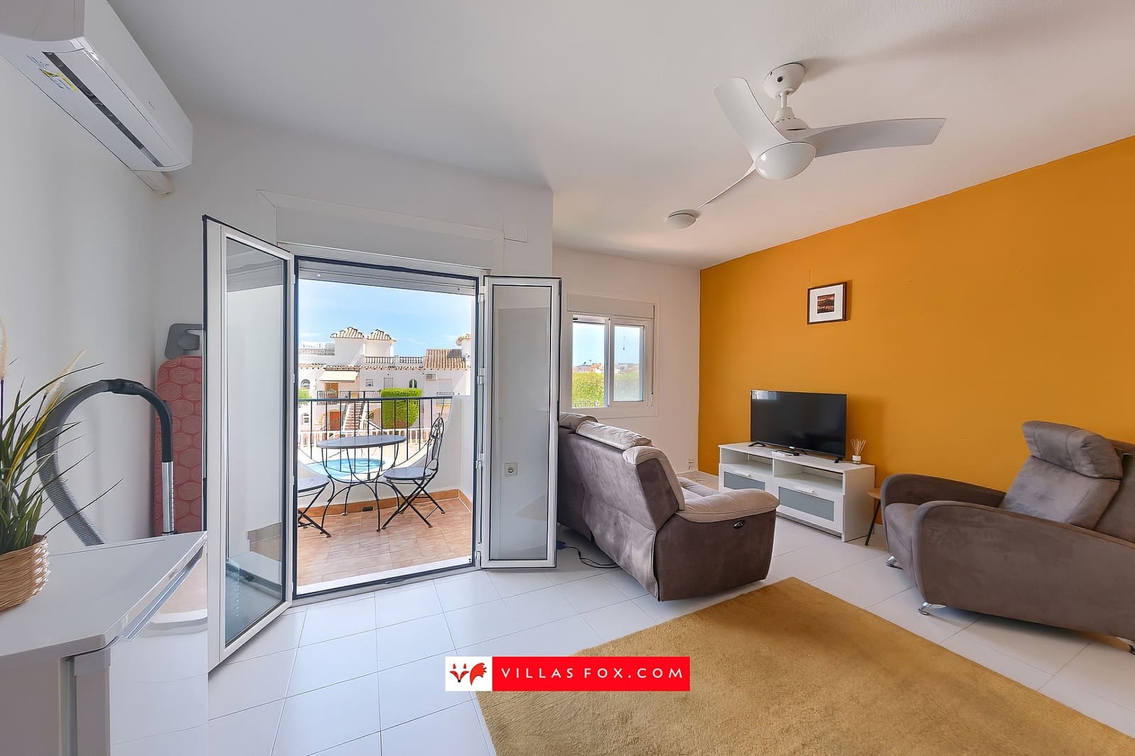 1 sypialnia Apartament na sprzedaż w San Miguel de Salinas z basenem - 115 000 € (Ref: 9847866)