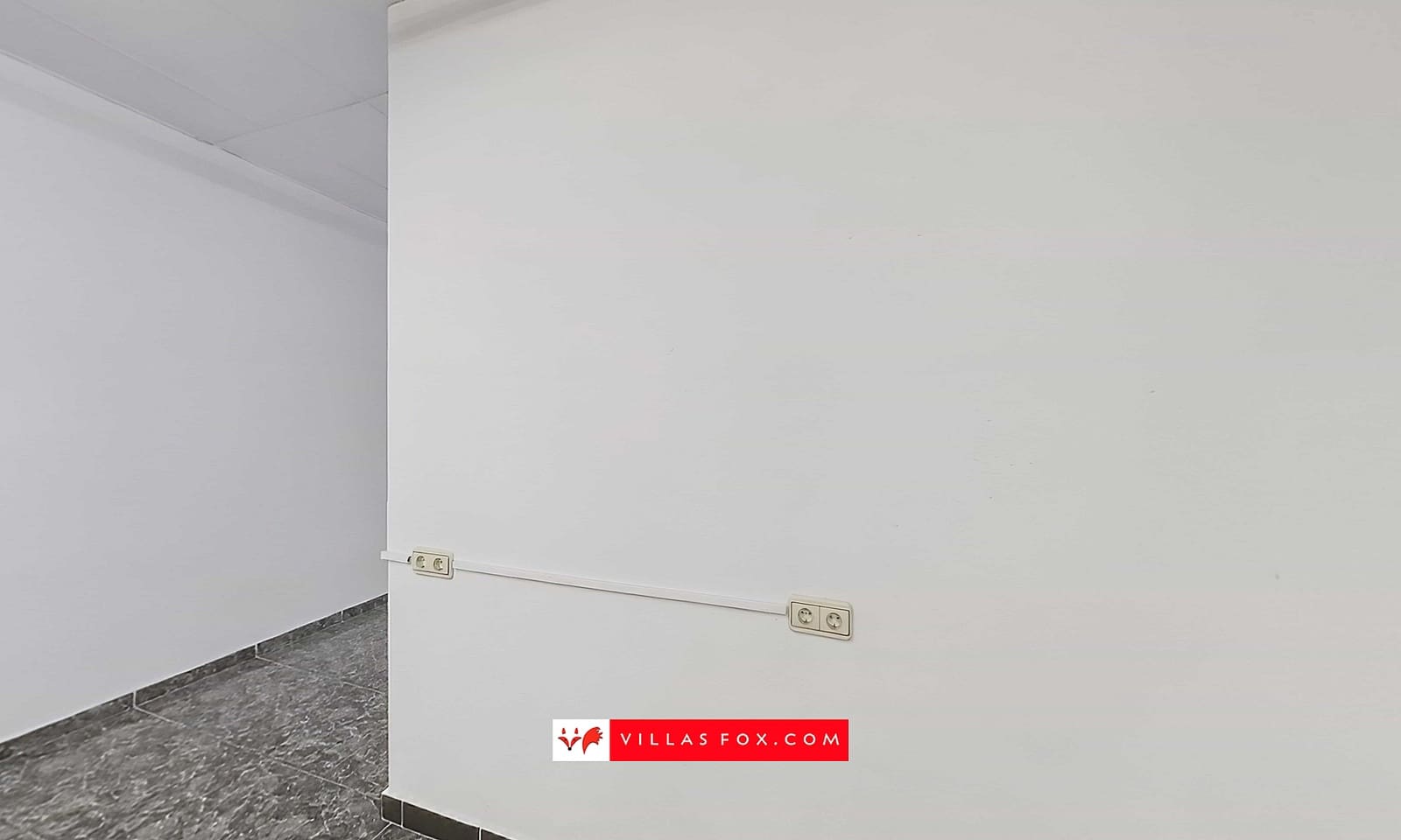 Kommersiell til salgs i San Miguel de Salinas - € 120 000 (Ref: 9858701)