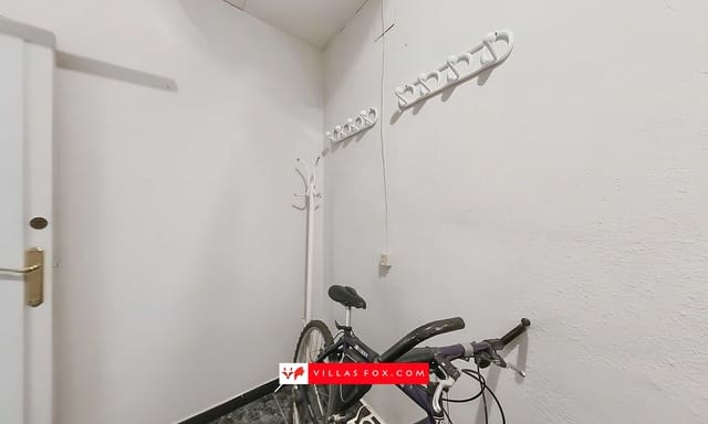 Commercieel te koop in San Miguel de Salinas - € 120.000 (Ref: 9858701)