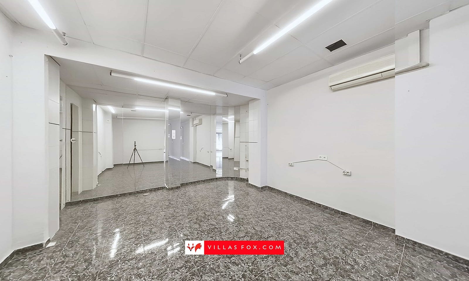 Kommersiell til salgs i San Miguel de Salinas - € 120 000 (Ref: 9858701)