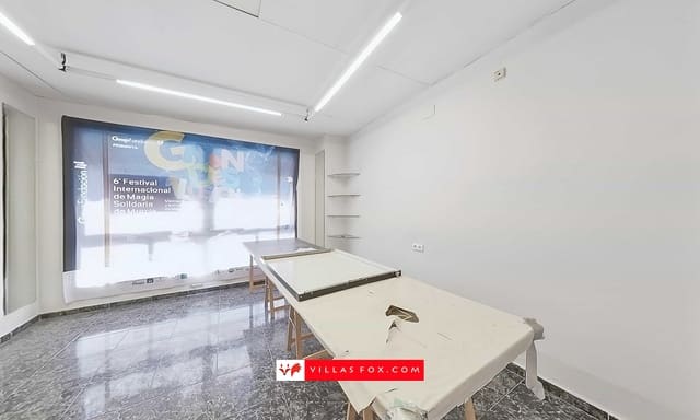 Commercieel te koop in San Miguel de Salinas - € 120.000 (Ref: 9858701)