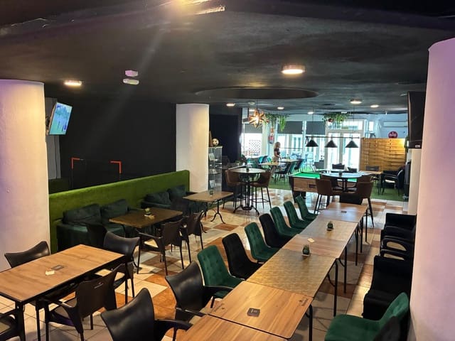 Restaurante/Bar para venda em San Miguel de Salinas - 69 000 € (Ref: 9877474)