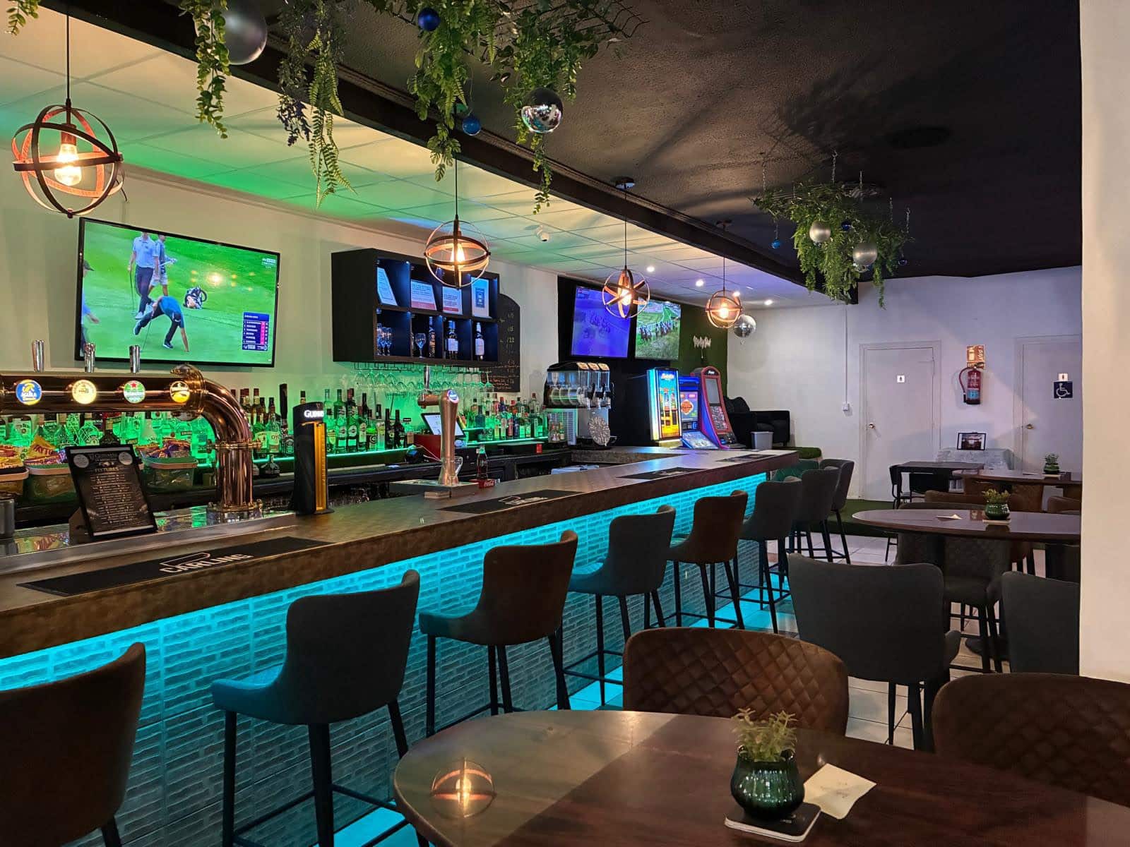 Restaurant/Bar à vendre à San Miguel de Salinas - 69 000 € (Ref: 9877474)