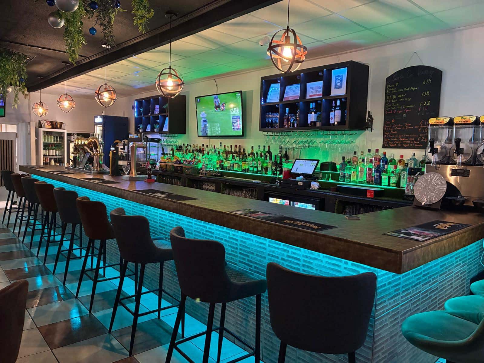 Restaurant/Bar à vendre à San Miguel de Salinas - 69 000 € (Ref: 9877474)