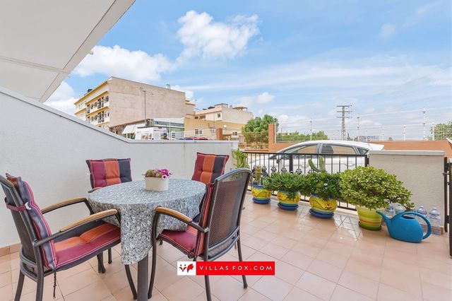 2 slaapkamer Appartement te koop in San Miguel de Salinas met zwembad garage - € 122.500 (Ref: 9889310)