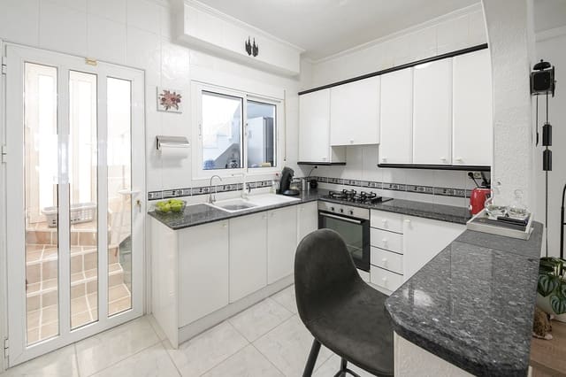2 soverom Hus til salgs i San Miguel de Salinas - € 155 000 (Ref: 9916266)
