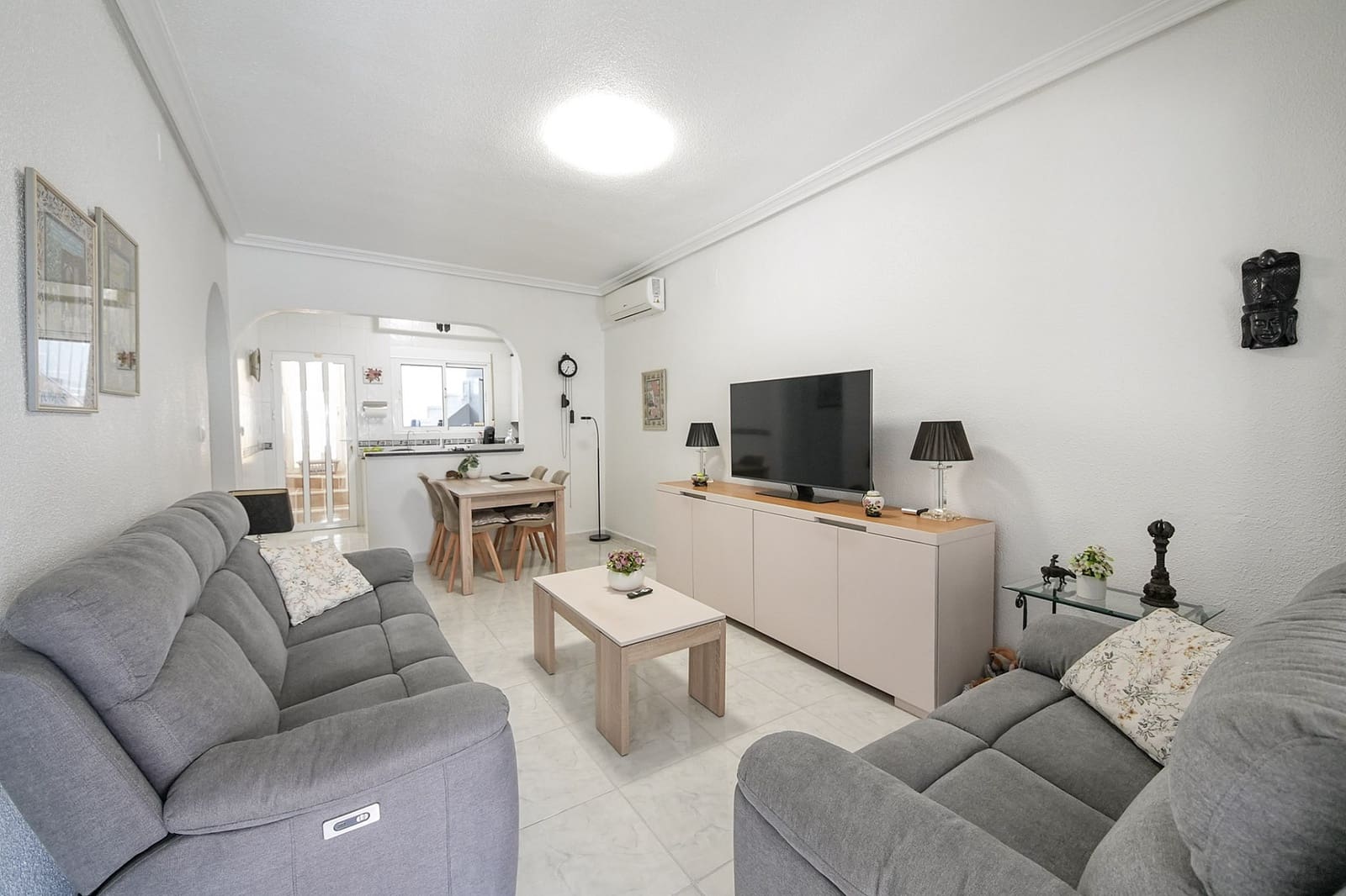 2 soveværelse Byhus til salg i San Miguel de Salinas - € 145.000 (Ref: 9916266)