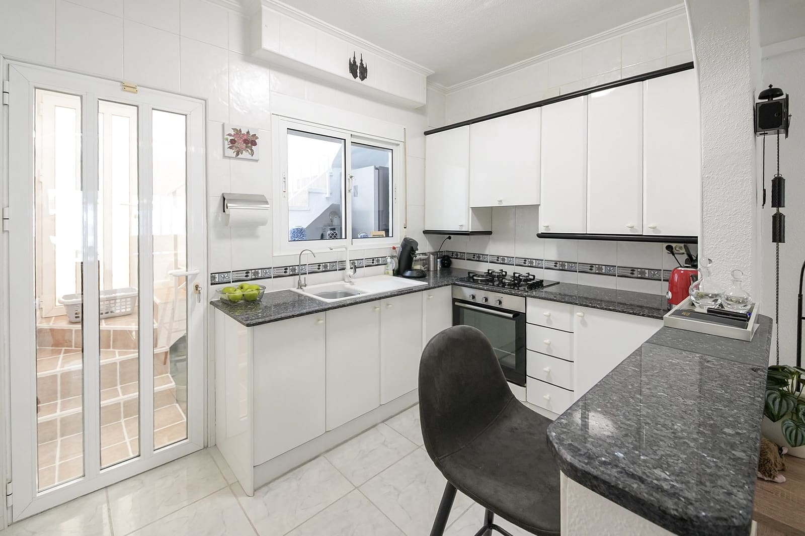 2 soveværelse Byhus til salg i San Miguel de Salinas - € 145.000 (Ref: 9916266)
