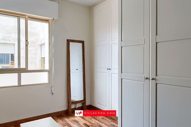 Apartamento de 4 habitaciones en San Miguel de Salinas en venta con garaje - 155.000 € (Ref: 9963414)