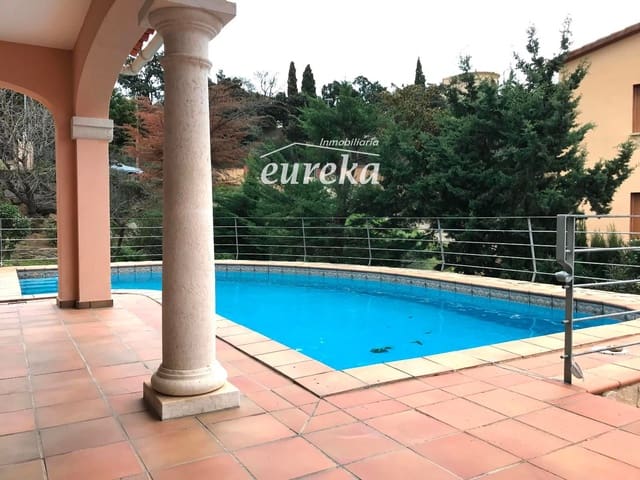 3 bedroom Villa for sale in Palau-saverdera with pool garage - € 590,000 (Ref: 9231506)