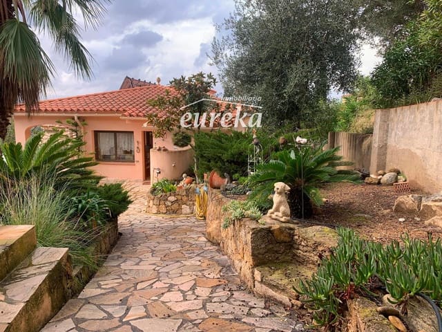 3 bedroom Villa for sale in Palau-saverdera with pool garage - € 590,000 (Ref: 9231506)