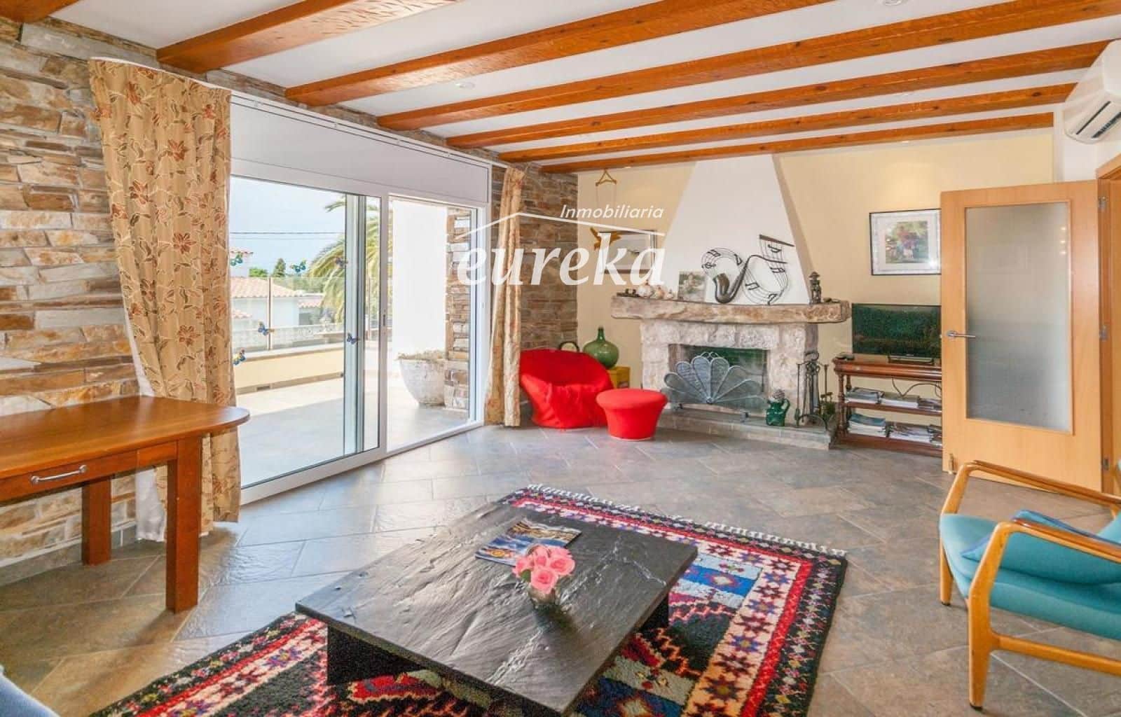 5 soveværelse Villa til salg i El Mas Fumats med swimmingpool garage - € 749.000 (Ref: 9231512)