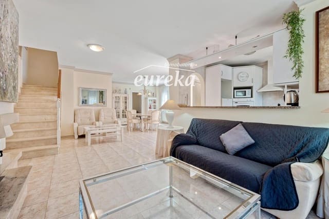 5 slaapkamer Villa te koop in Empuriabrava, Castelló d'Empúries met zwembad garage - € 470.000 (Ref: 9231515)